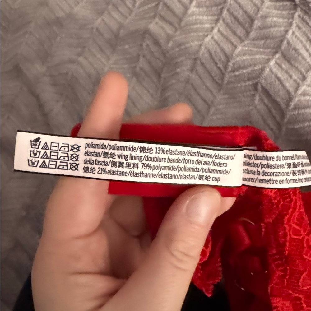 Victoria’s Secret Dream Angels Padded Wireless Bra - Picture 5 of 5